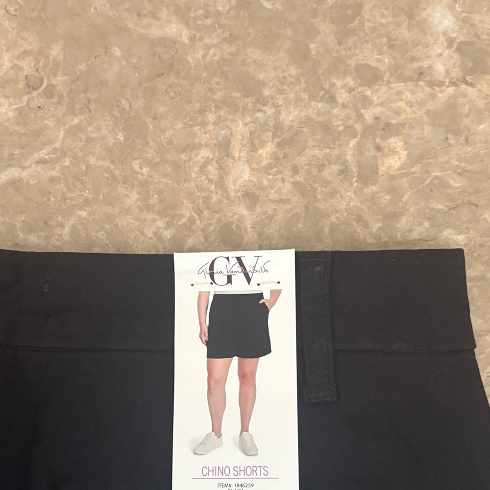 Gloria Vanderbilt Black Women Shorts